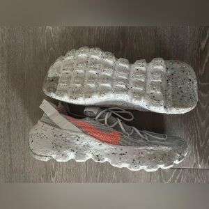 Nike’s for sell size 11.5 men’s (13 women’s)